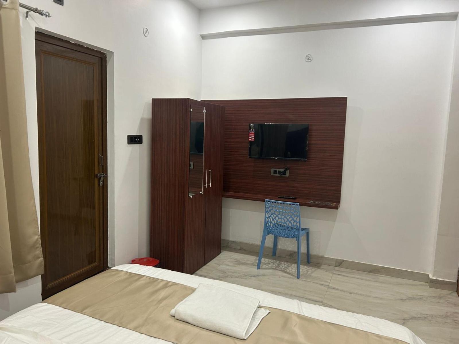 Sri Bageswar Palace Homestay