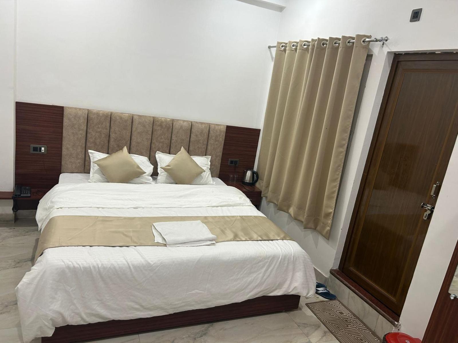 Sri Bageswar Palace Homestay