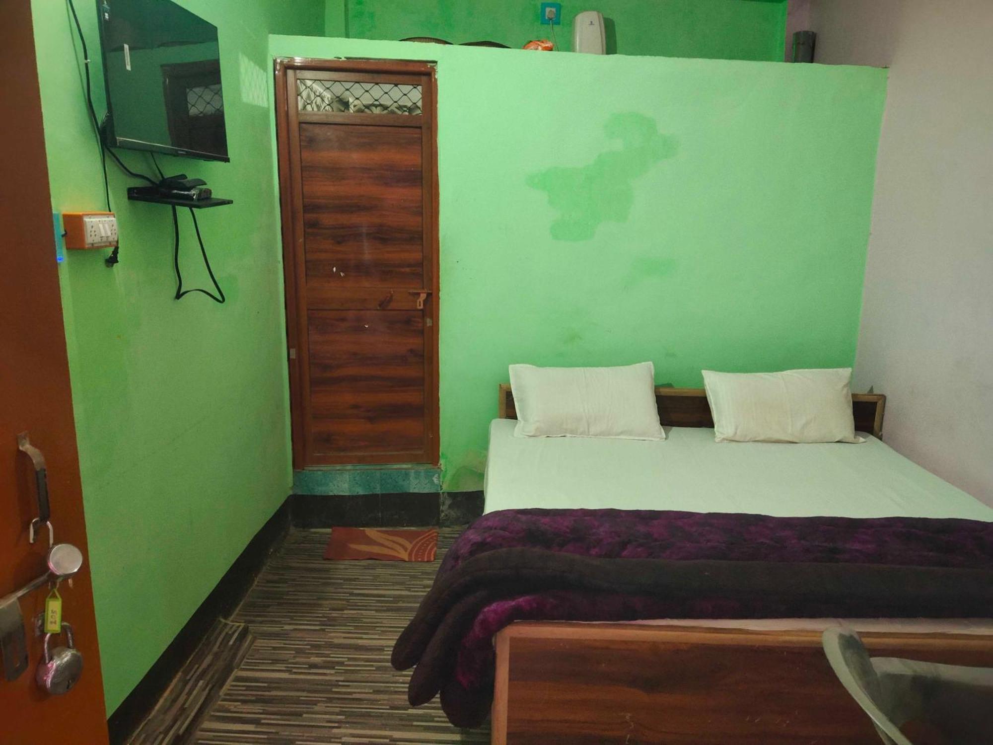 O Shree Balaji Hotel Ayodhya