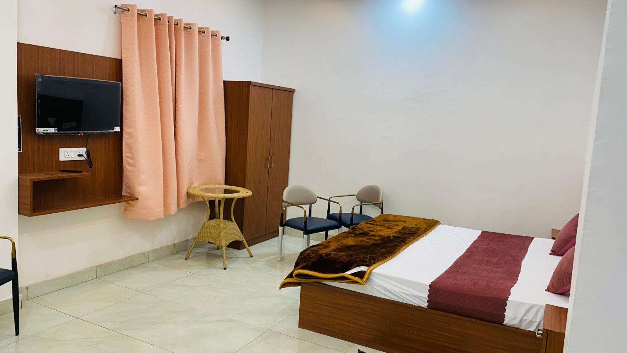 Guest house Vishnupriya Ayodhya