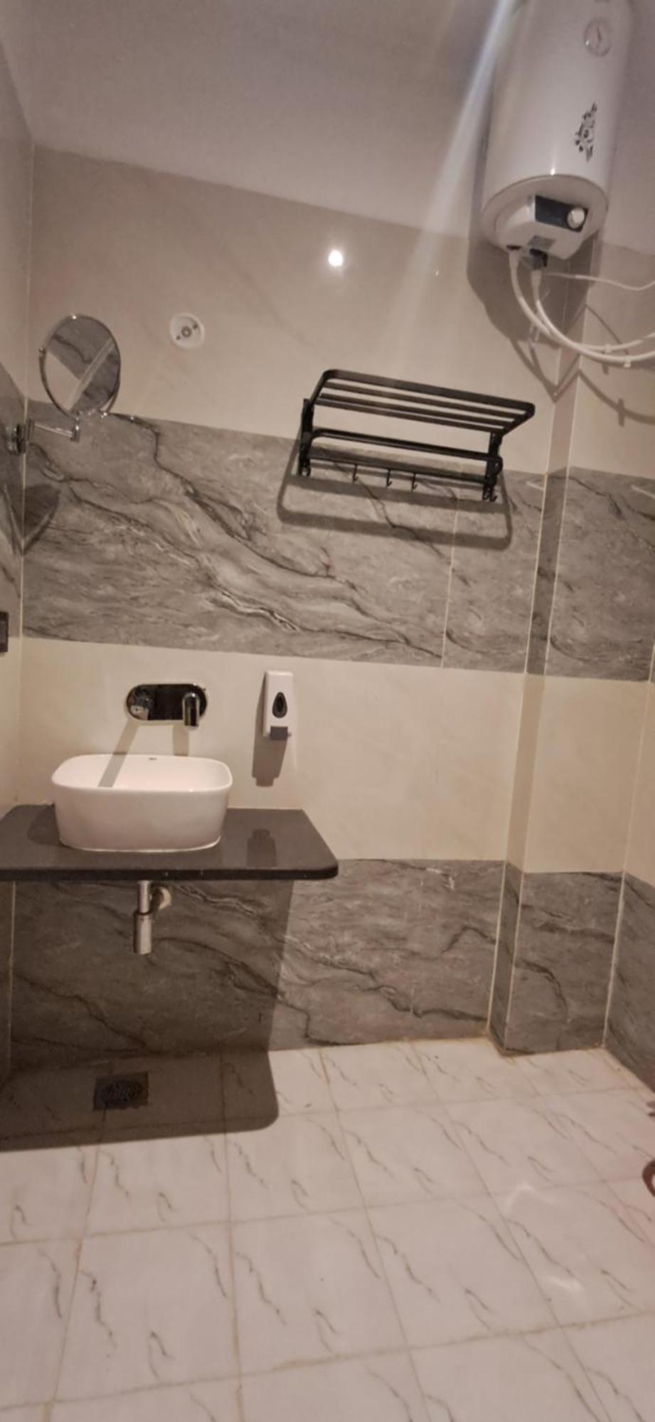 Madhuram Hotel
