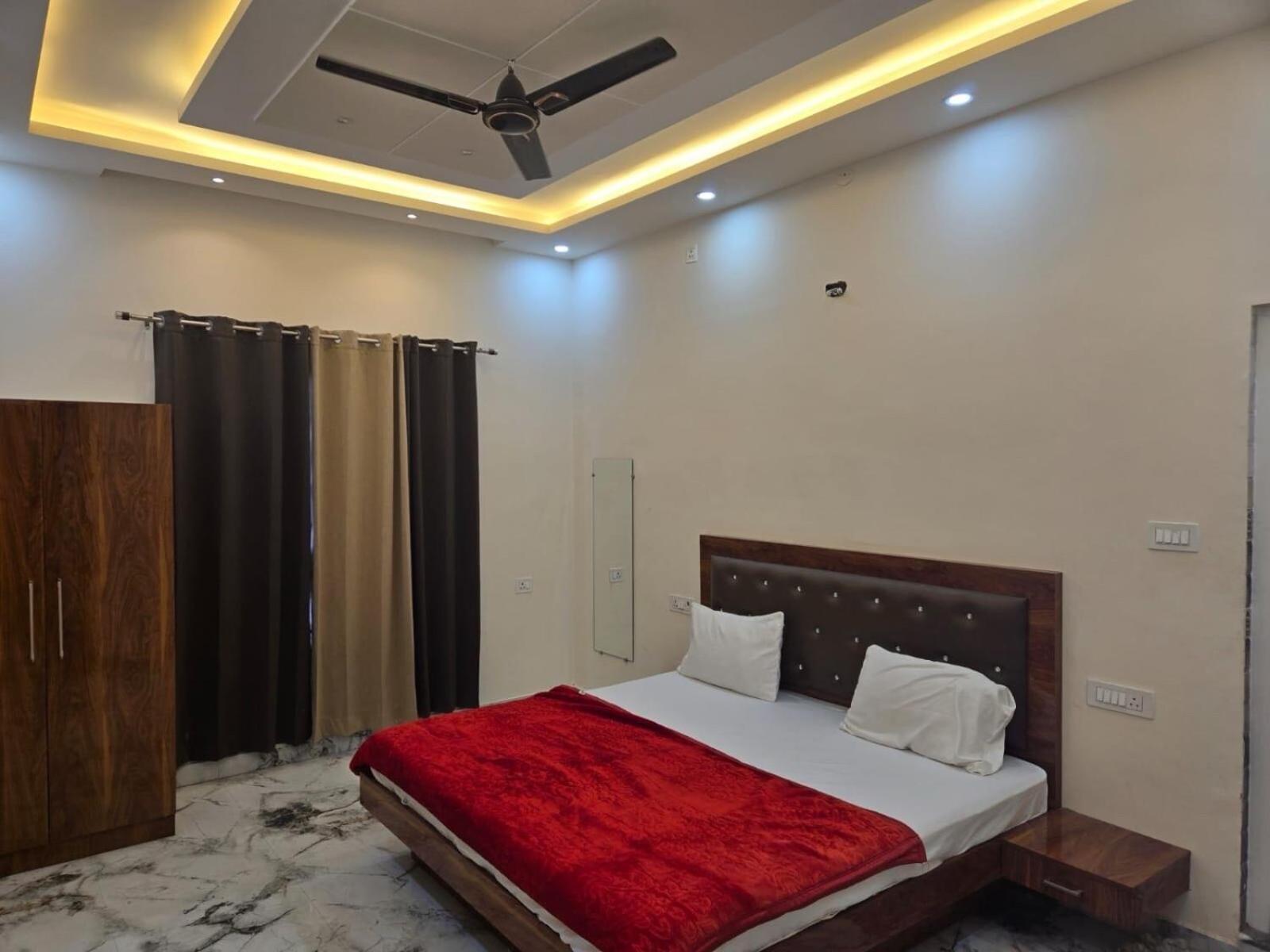 Hotel O Kailsaha Palace Faizabad