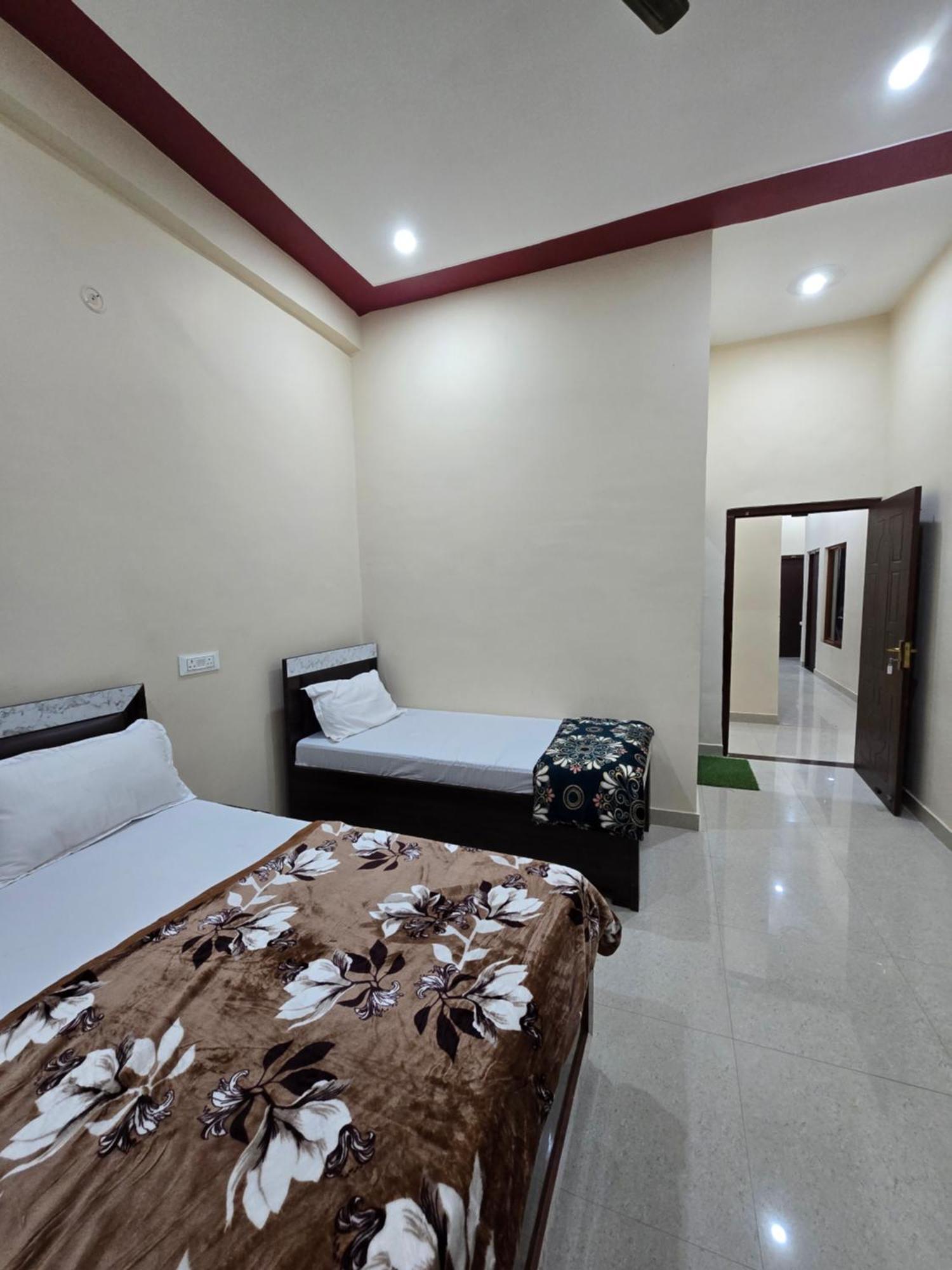 Guest house Siddhi Palace, Near Ram Mandir Ayodhya