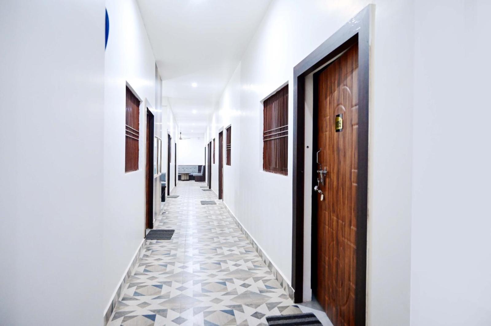 Swagatam Hotel Ayodhya