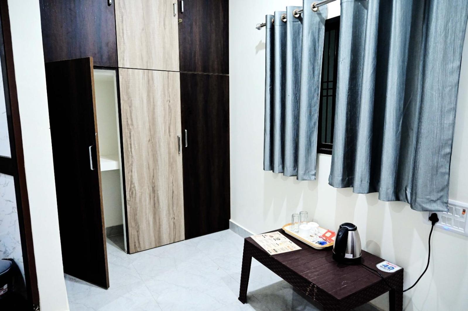 Hotel Swagatam Ayodhya