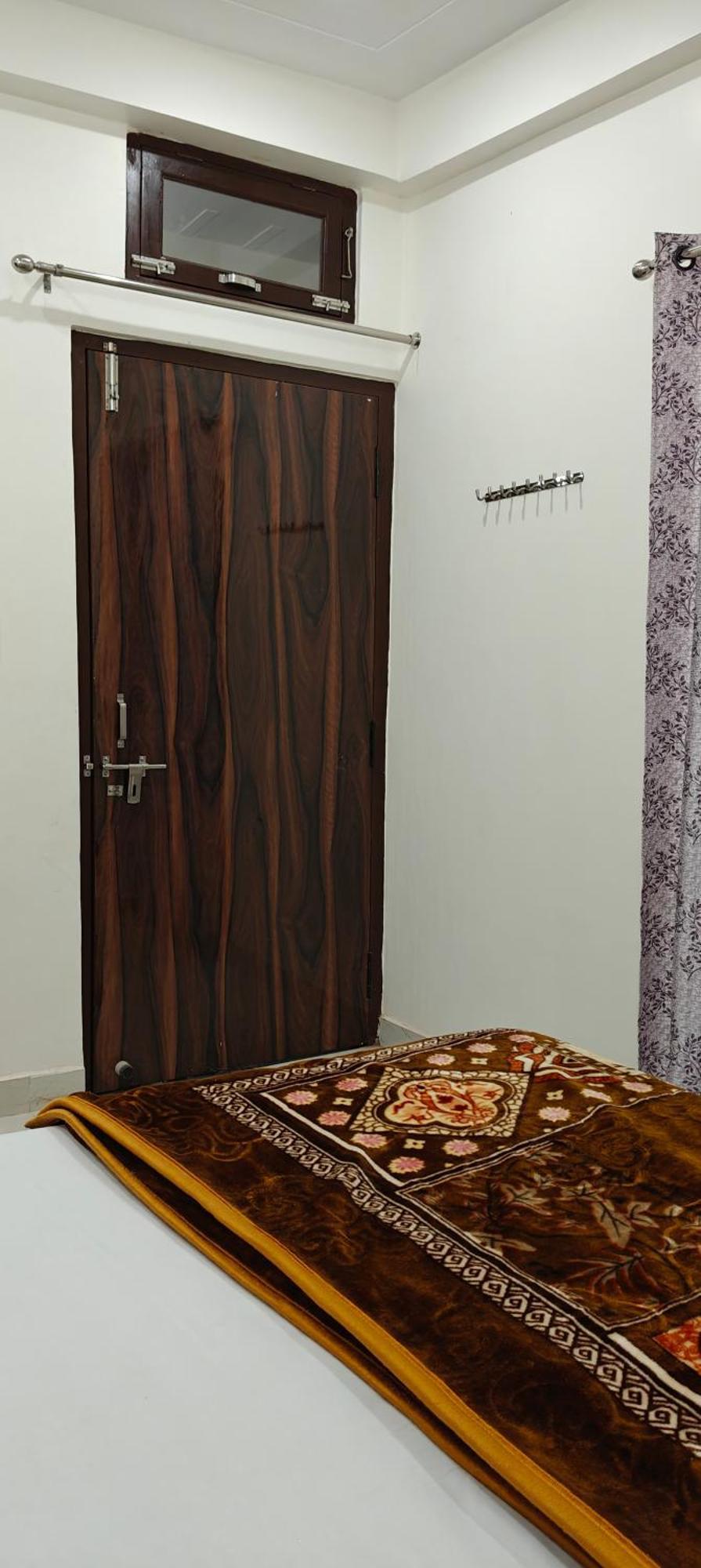 Janki Paying Apartment