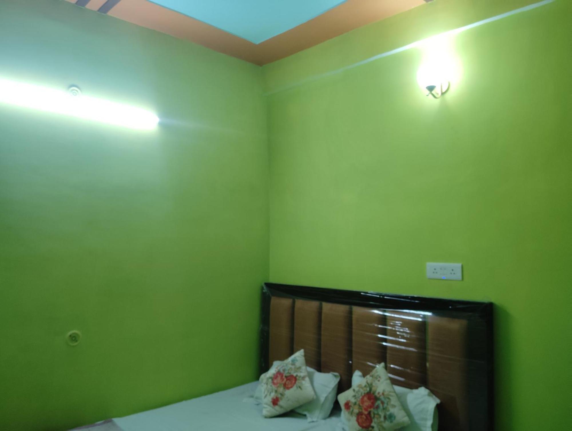 Homestay Om Sadan
