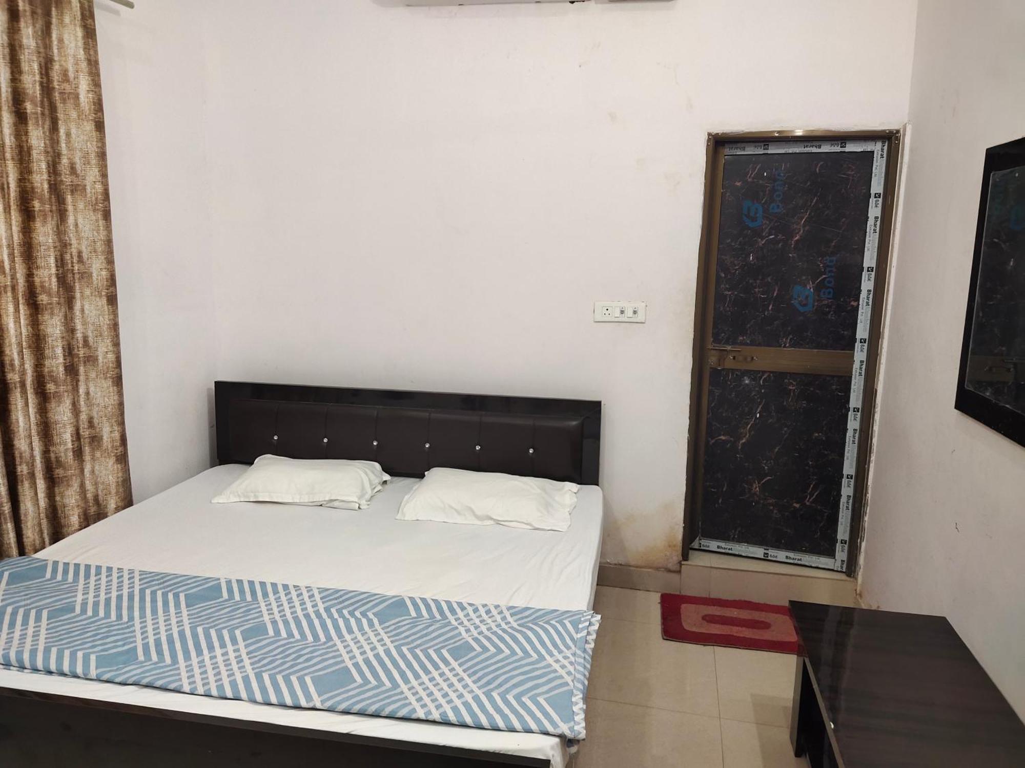 Gayatri Sadan Homestay Ayodhya