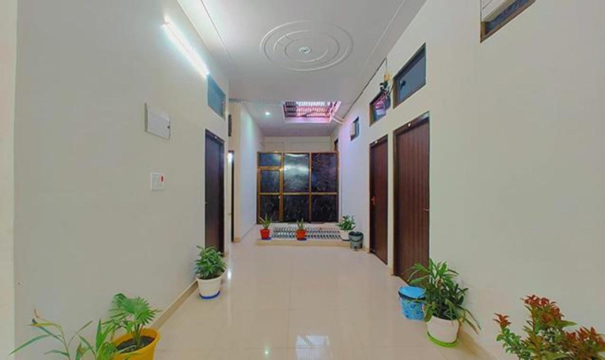 Fabhotel Jayaditya Palace 3*