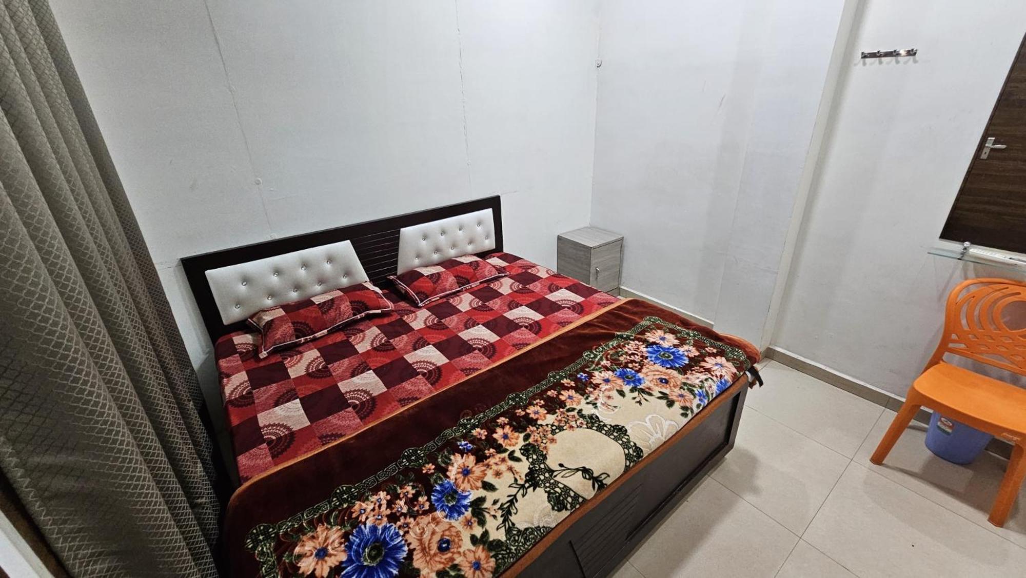 Harman Guest house *