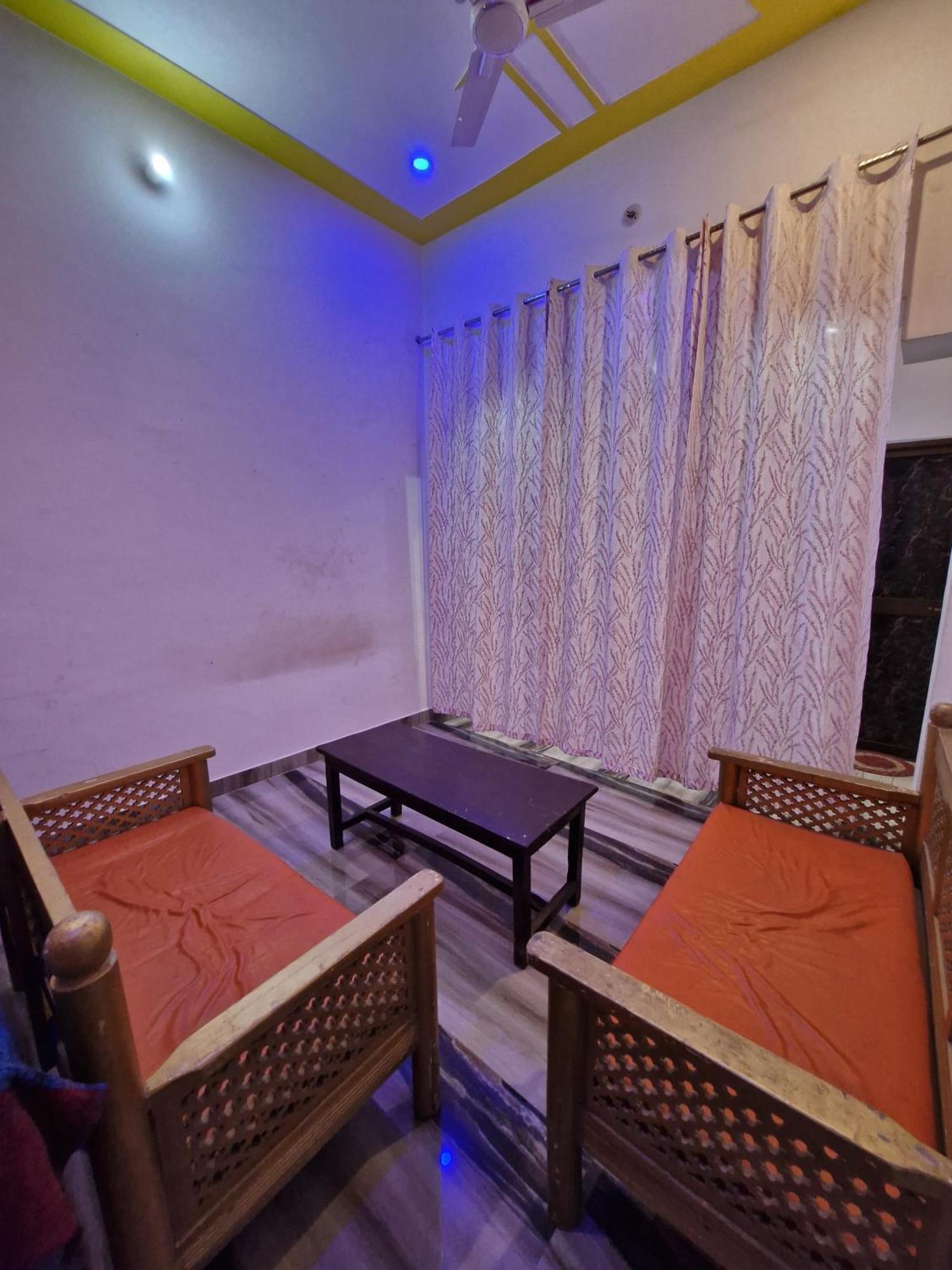 Shree Shyam Palace Near Ramjanmbhoomi * Ayodhya