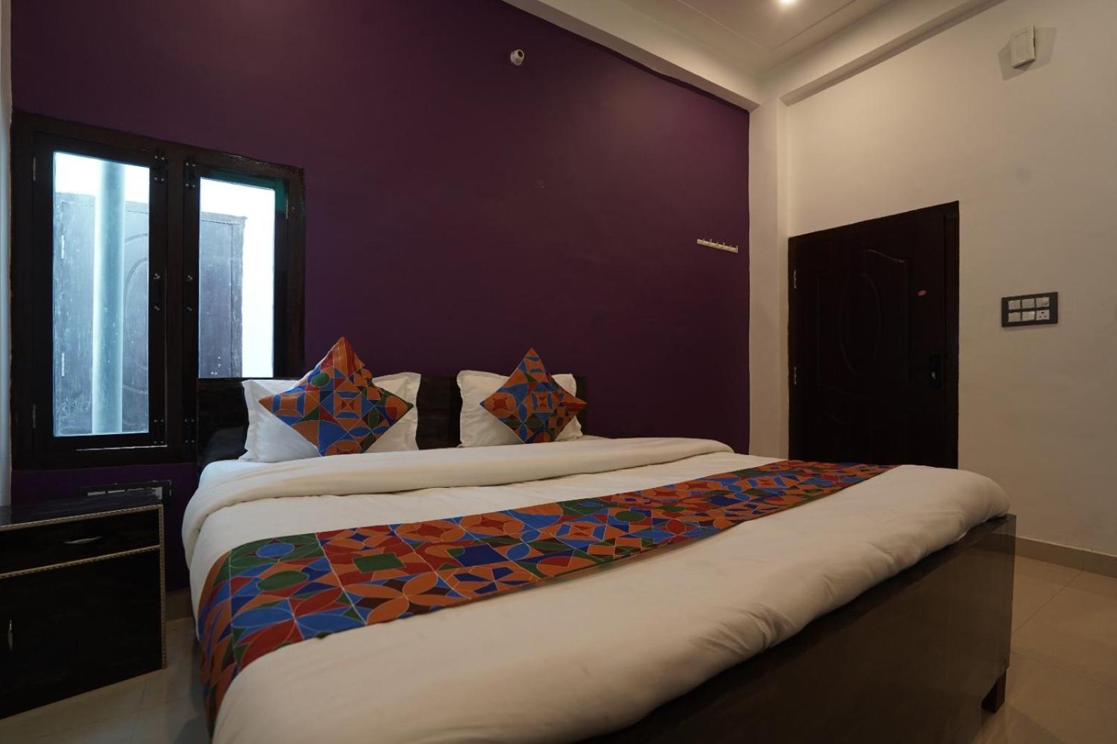 Hotel Awadh Royals Ayodhya