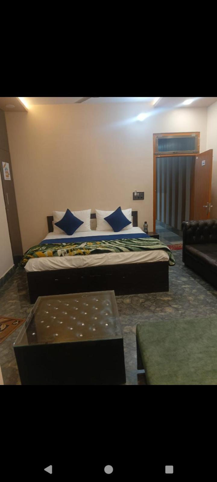 Homestay Awadh Kunj Palace