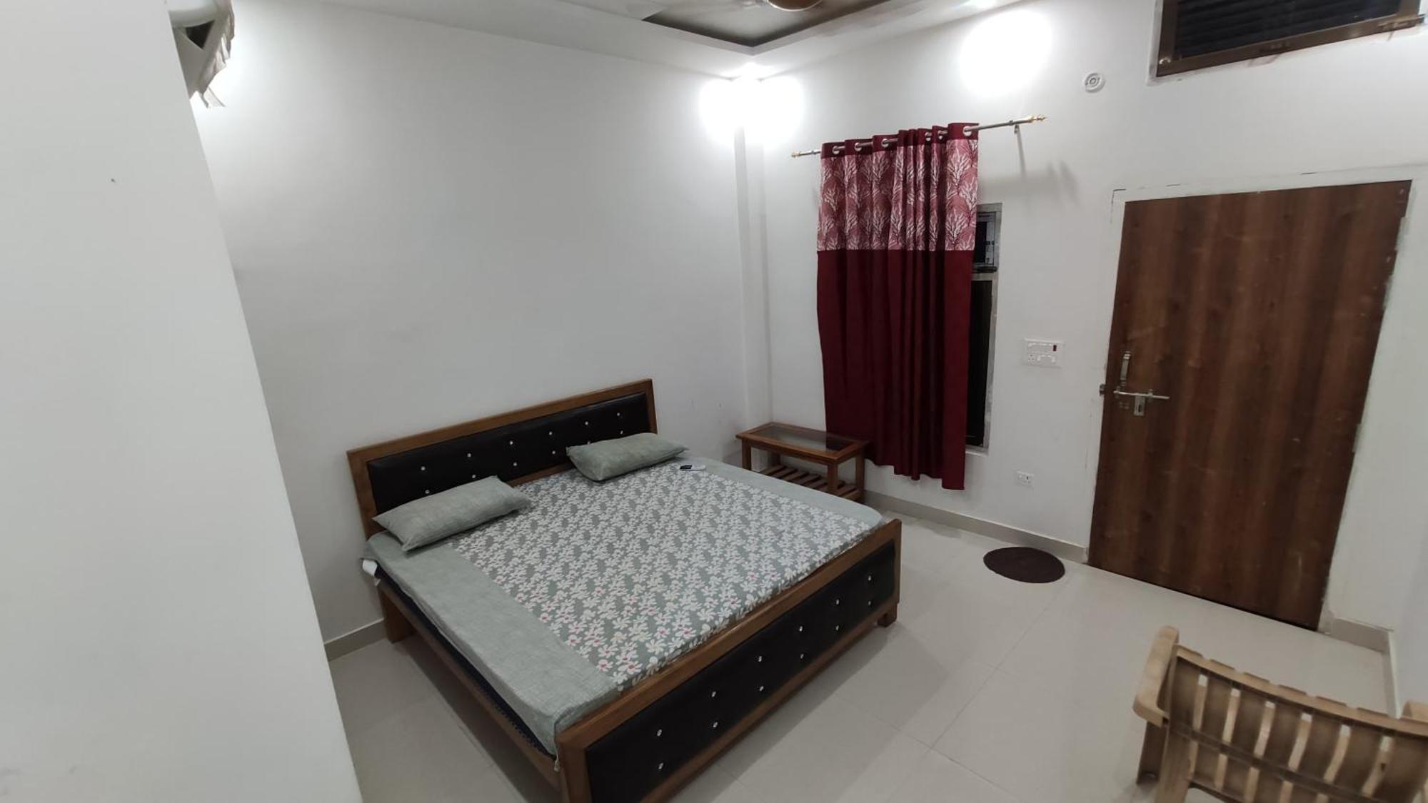 Ldm Yatri Niwas