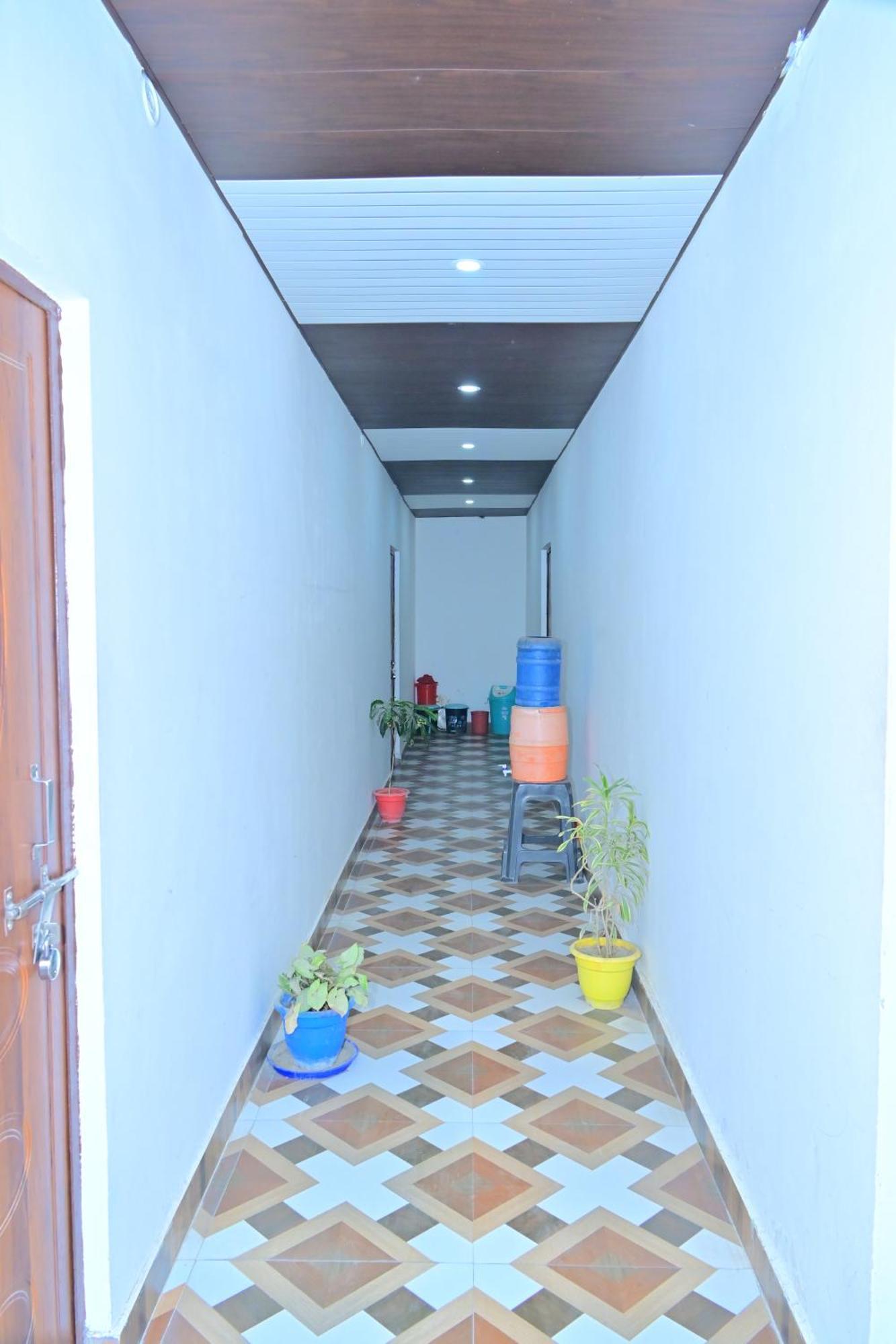 Guest house B K Paying Ayodhya