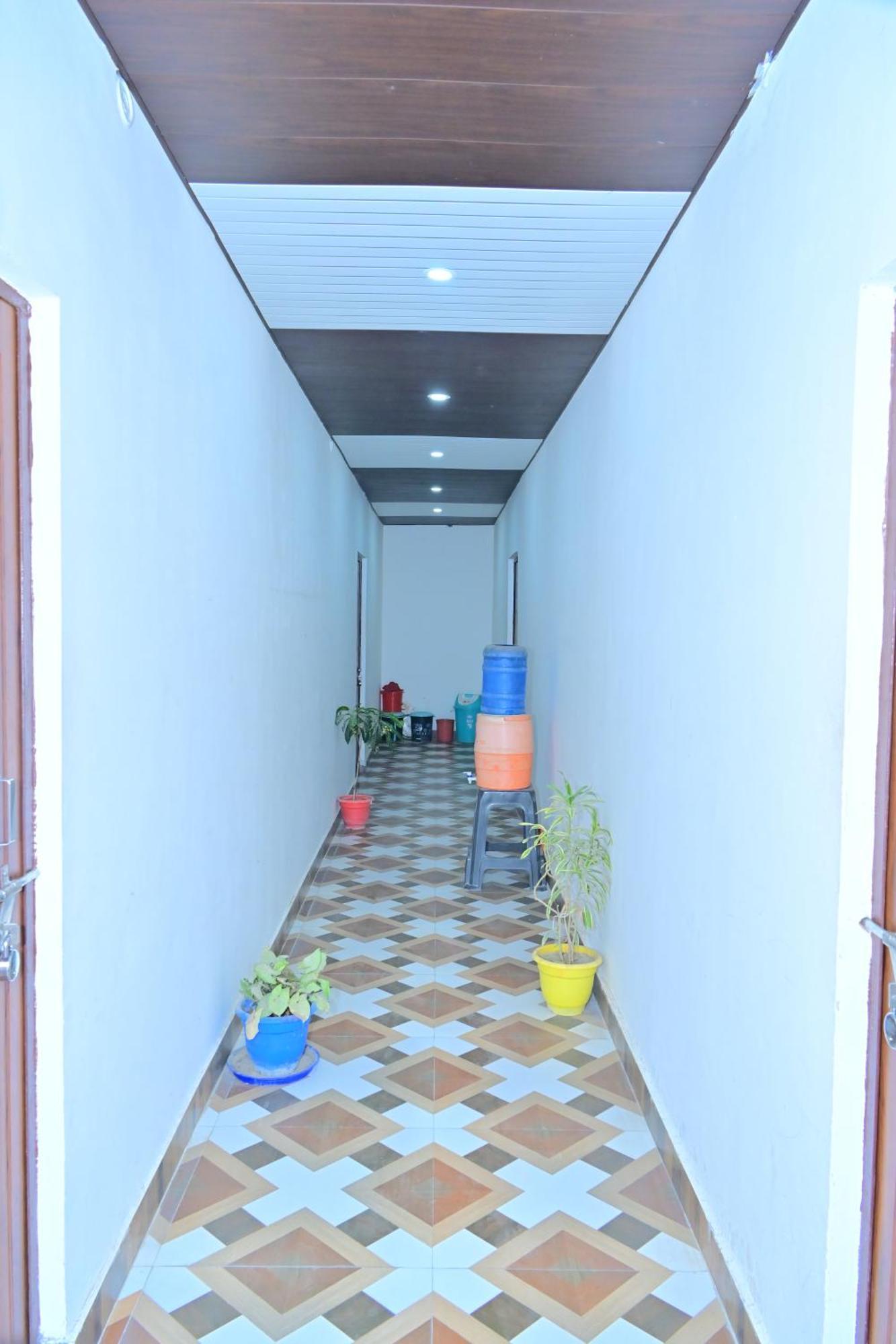 Guest house B K Paying