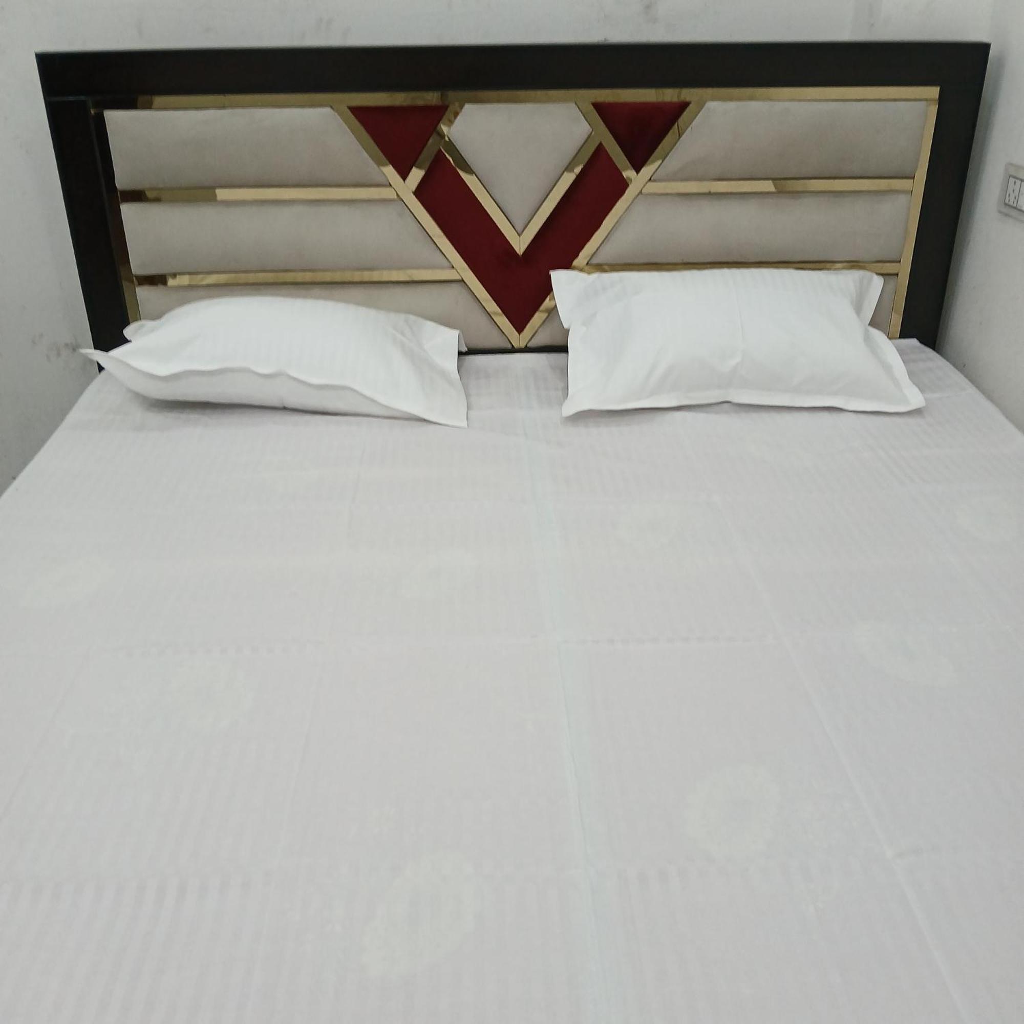 Hotel Awadh Biharee Ayodhya