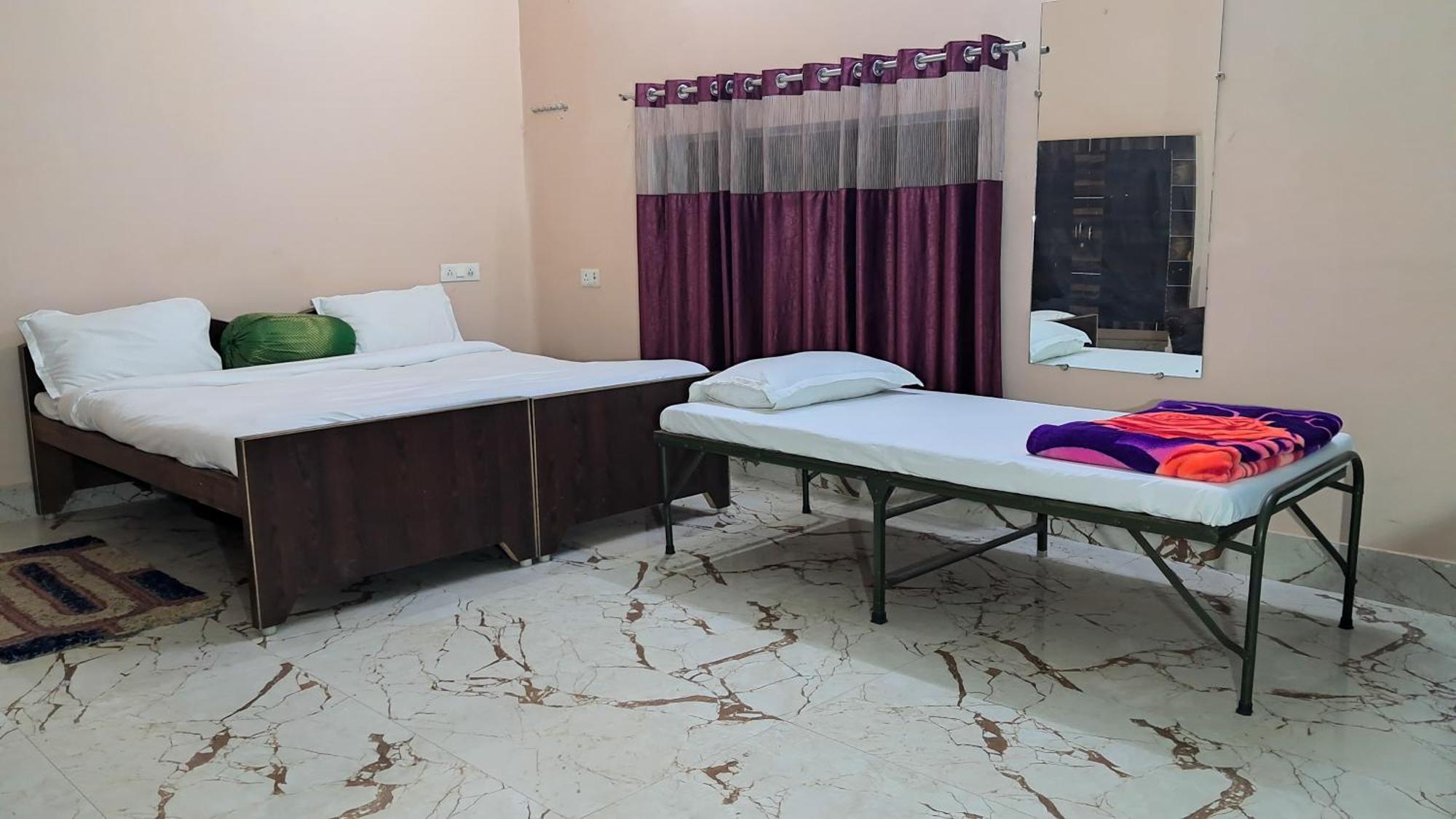 Ld Guest House, Hotel Ayodhya