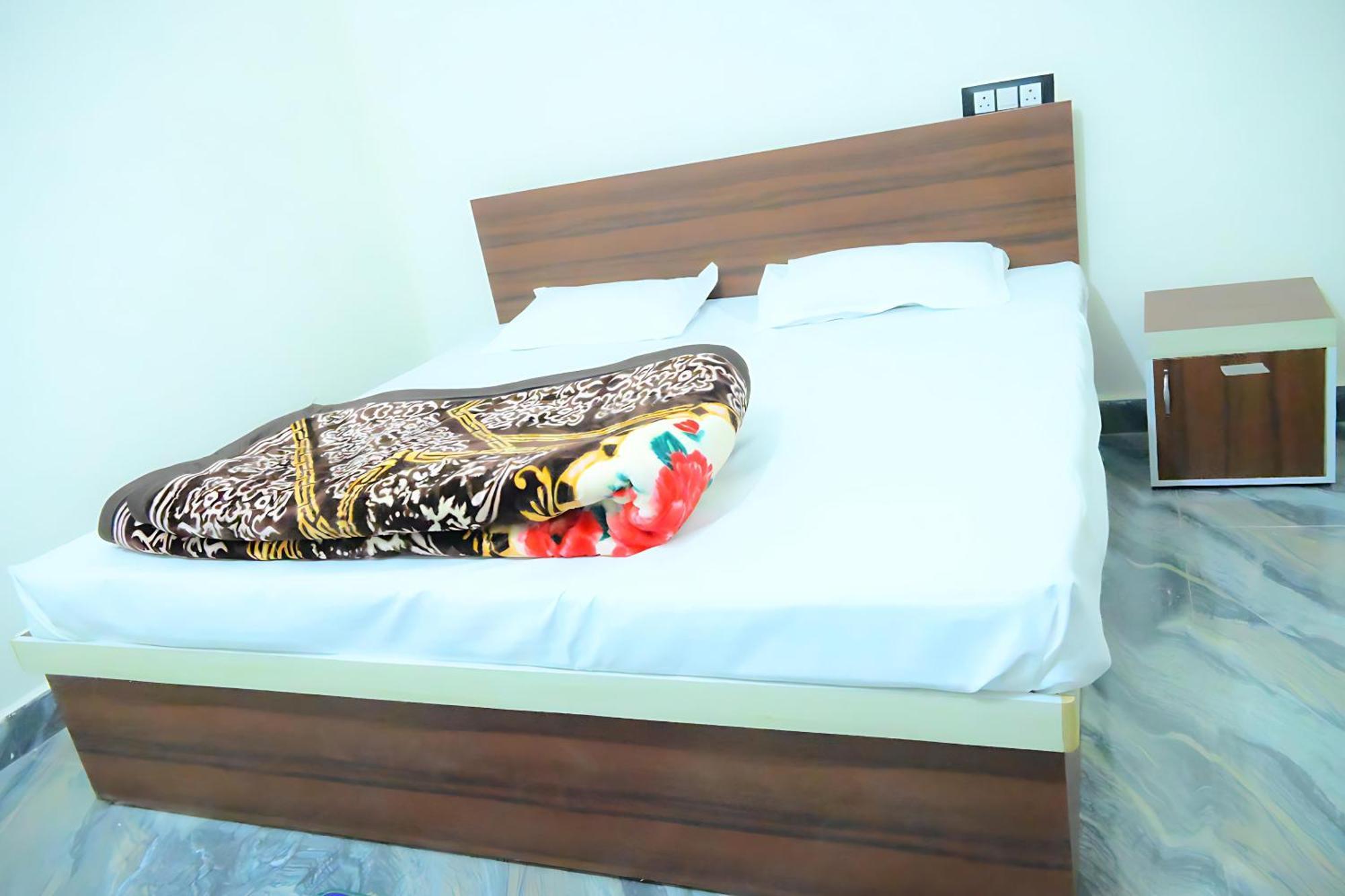 Shraddha A Luxury In Guest house *