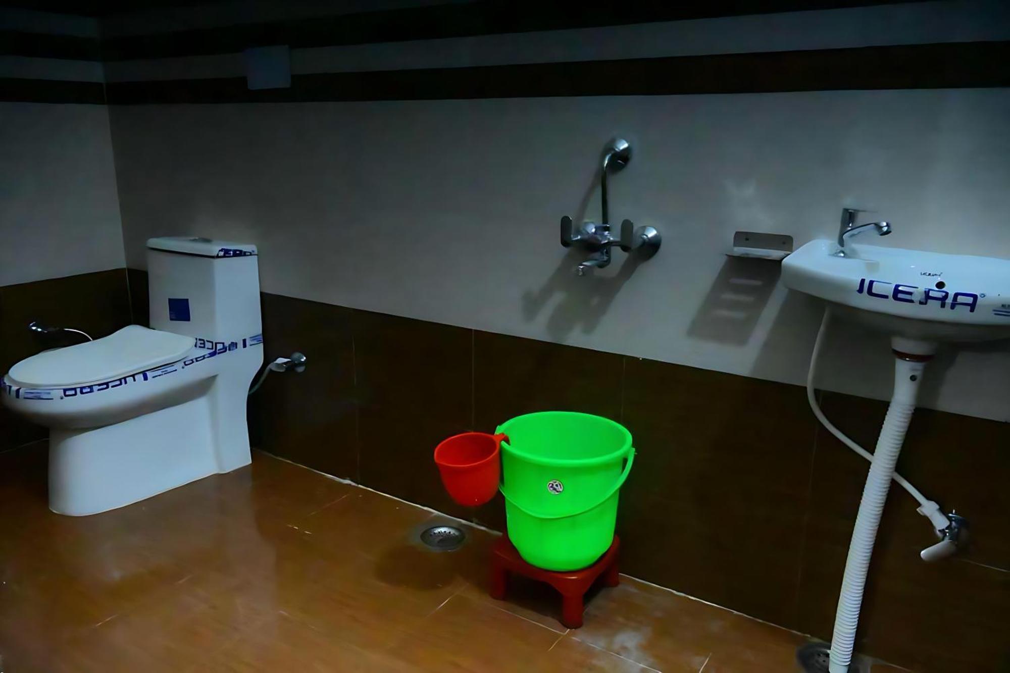 Shraddha A Luxury In Guest house Ayodhya