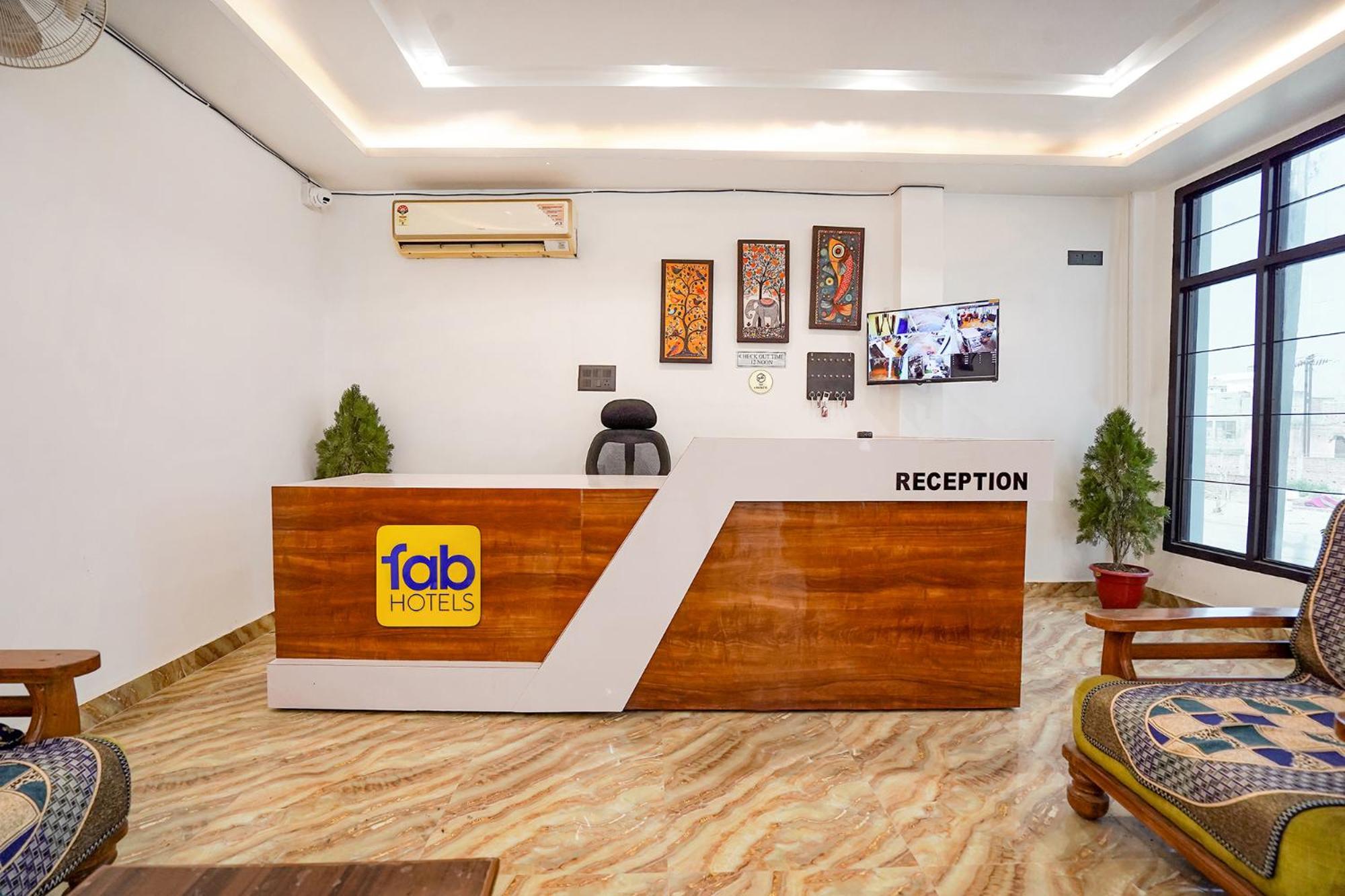 Fabhotel The Oak Tree Hotel