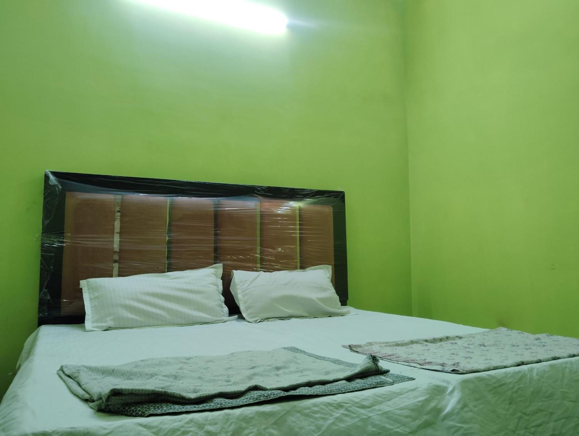Homestay Om Sadan