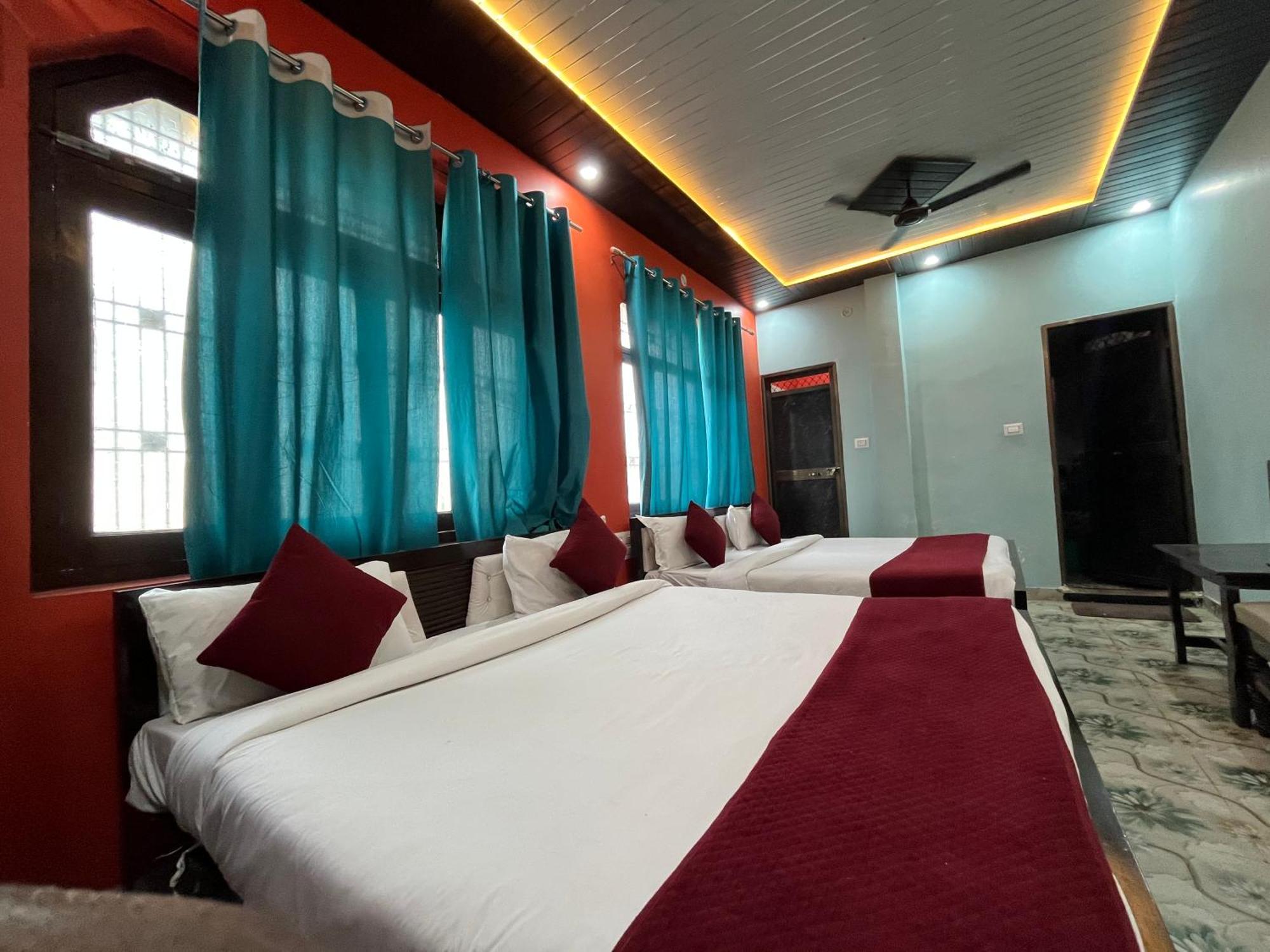 Guest house Heaven Tour And Travels,-ayodhya Dham