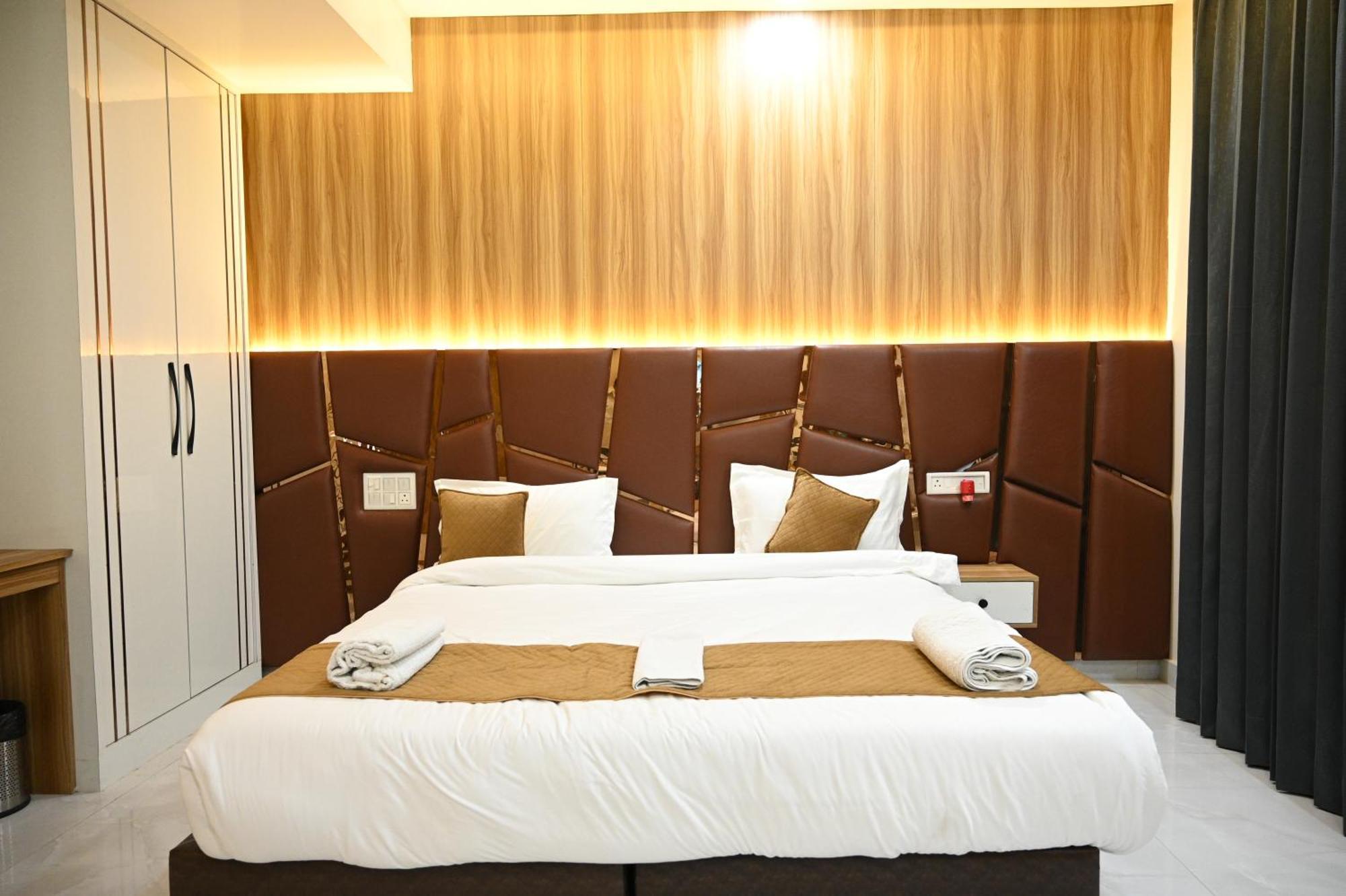 The Janki Hotel