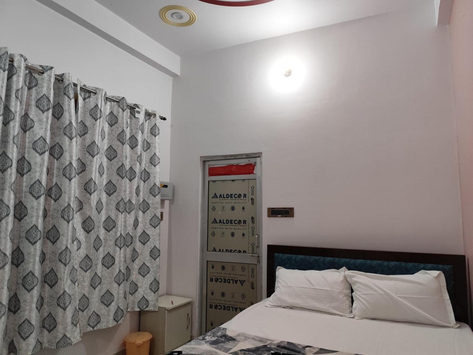 Maurya Palace Guest house