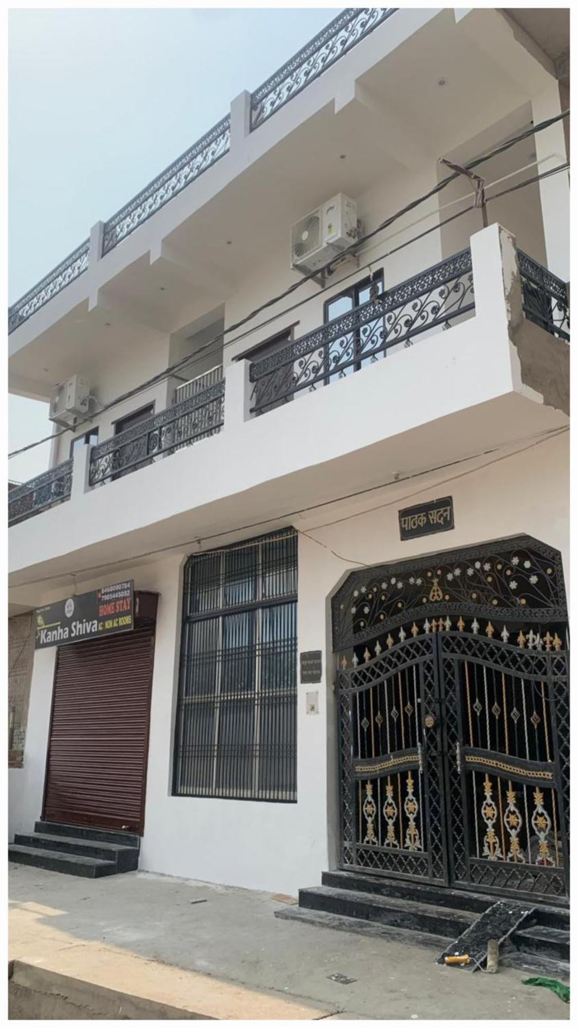 A Premium Kanha Shiva - Near Ghagra River - Dham - In 3*
