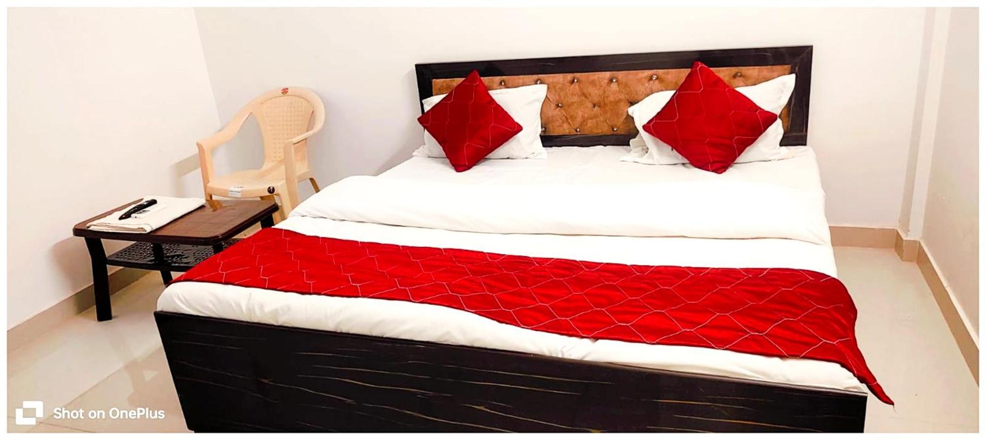 A Premium Kanha Shiva - Near Ghagra River - Dham - In Ayodhya