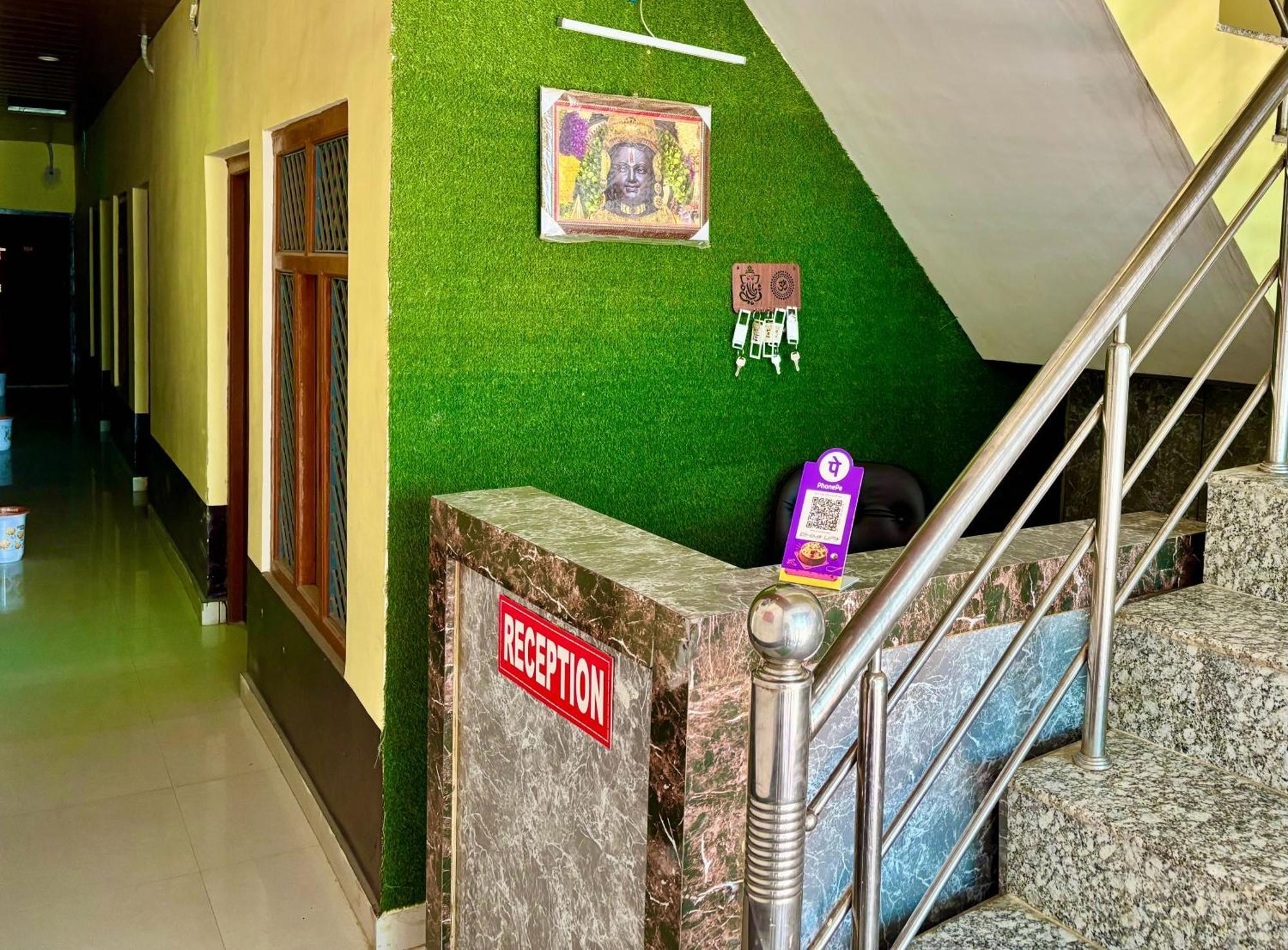 Hotel O Suryavanshi Palace Ayodhya
