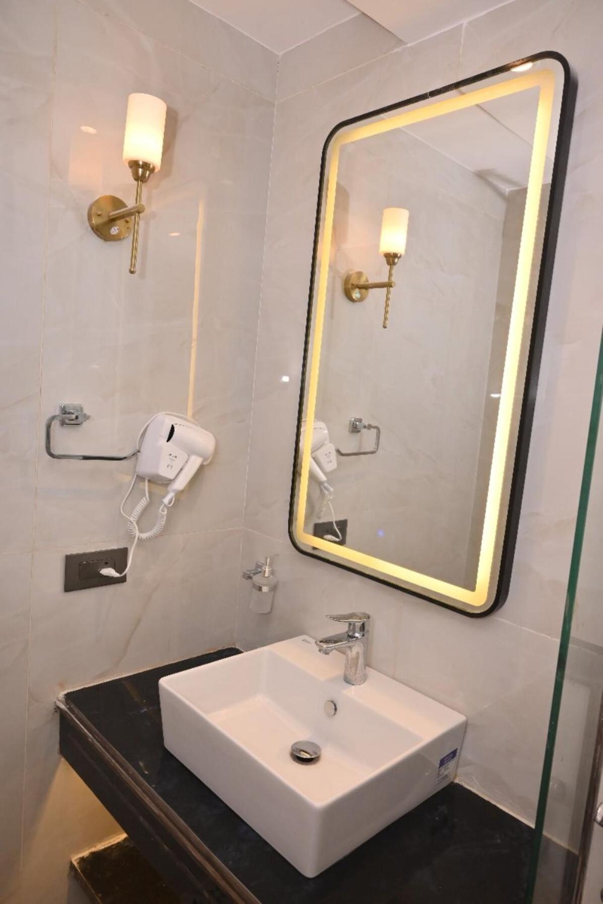 Hotel The Raghavas'