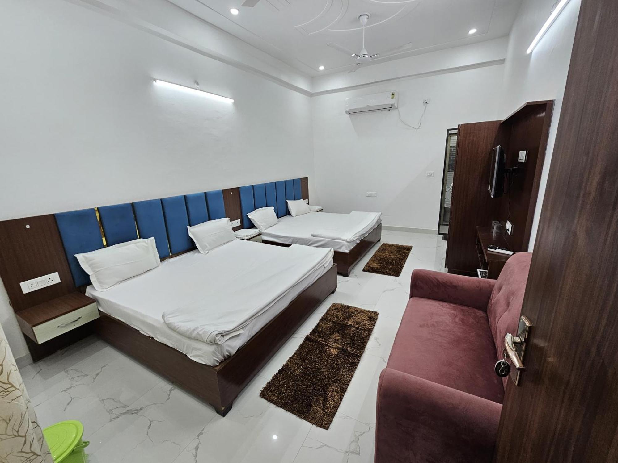 Hotel Kharari