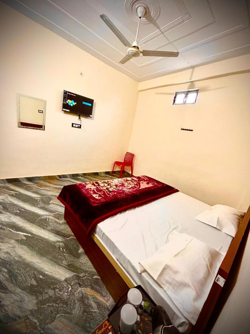 Guest house Shraddha A Luxury In Ayodhya