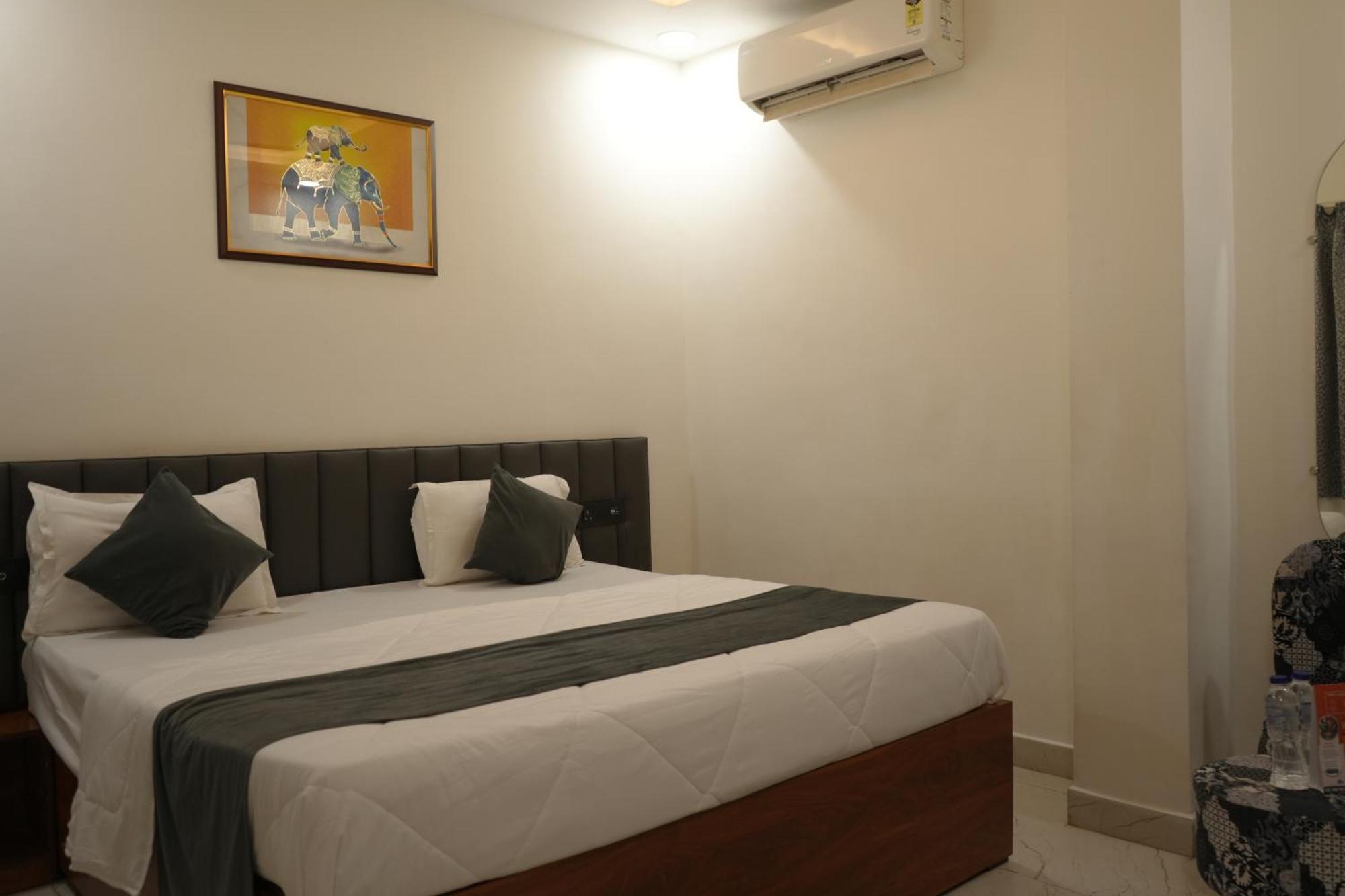 Hotel The Govind Palace Ayodhya