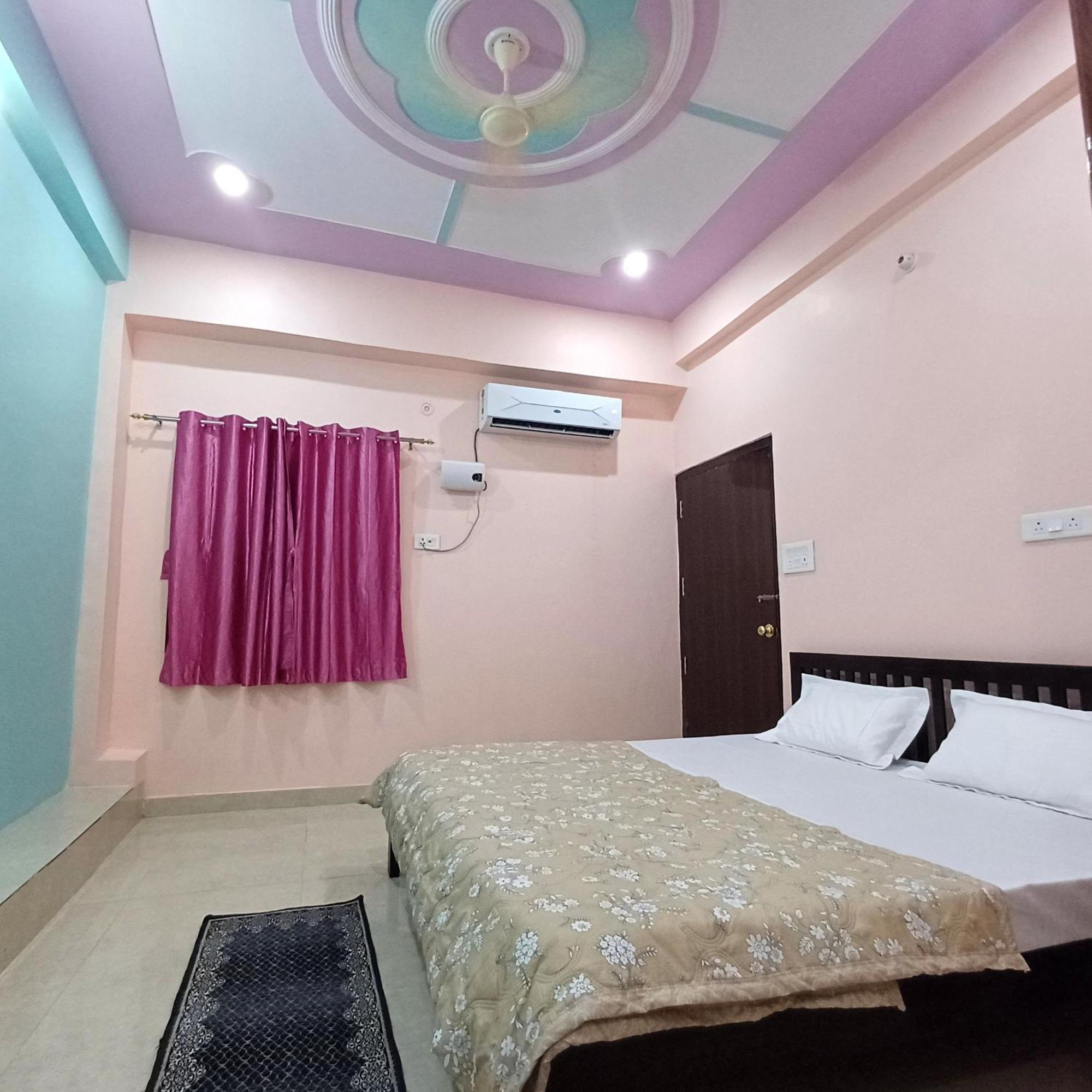 Homestay Vaidehi Vihar Kunj, *