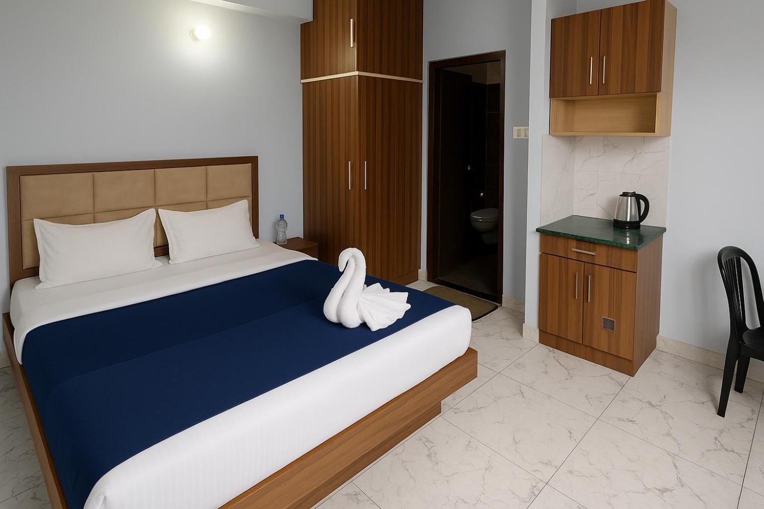 Hotel Rajnandani Palace By Iq - A Regal Just Steps From Ram Mandir Ayodhya