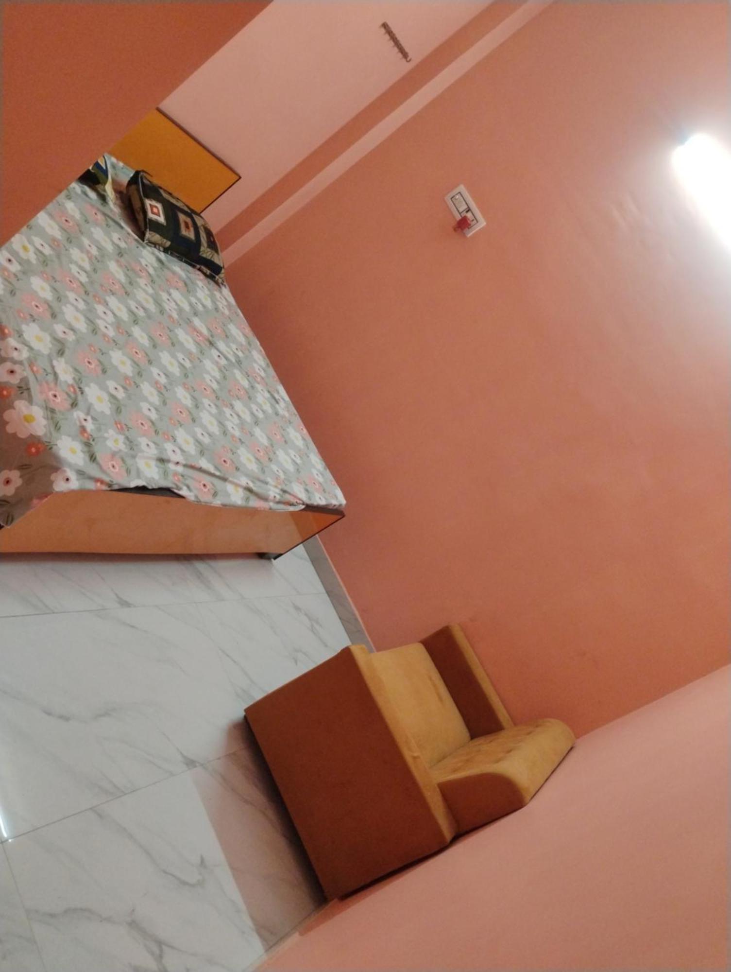 Geeta Teerth Ac And Non Ac Guest house Ayodhya