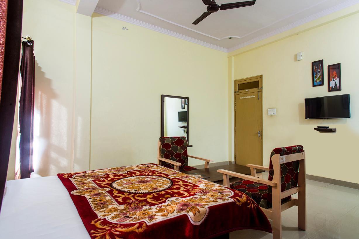 Ramprastha Hotel 2*