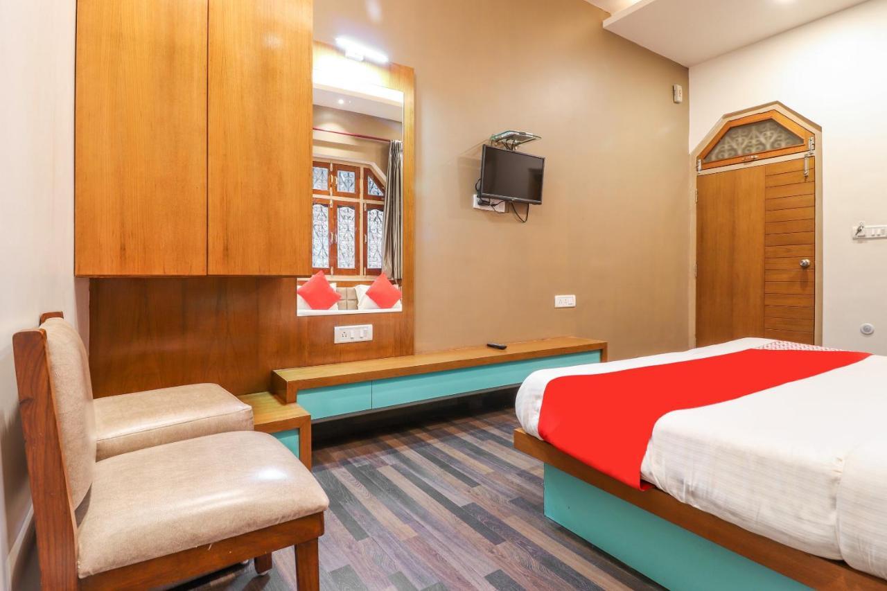 Hotel Oyo 26781 Raghupati