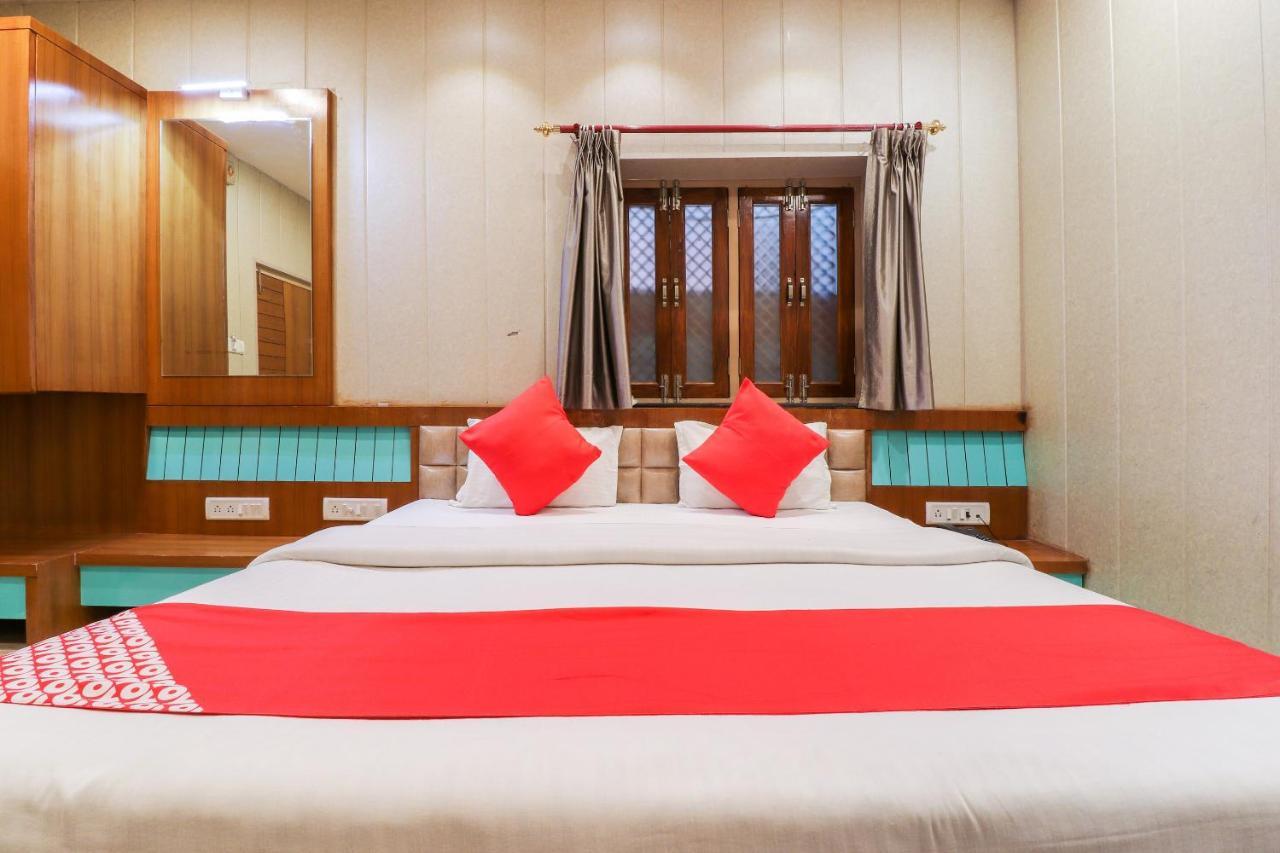 Oyo 26781 Raghupati 3* Ayodhya