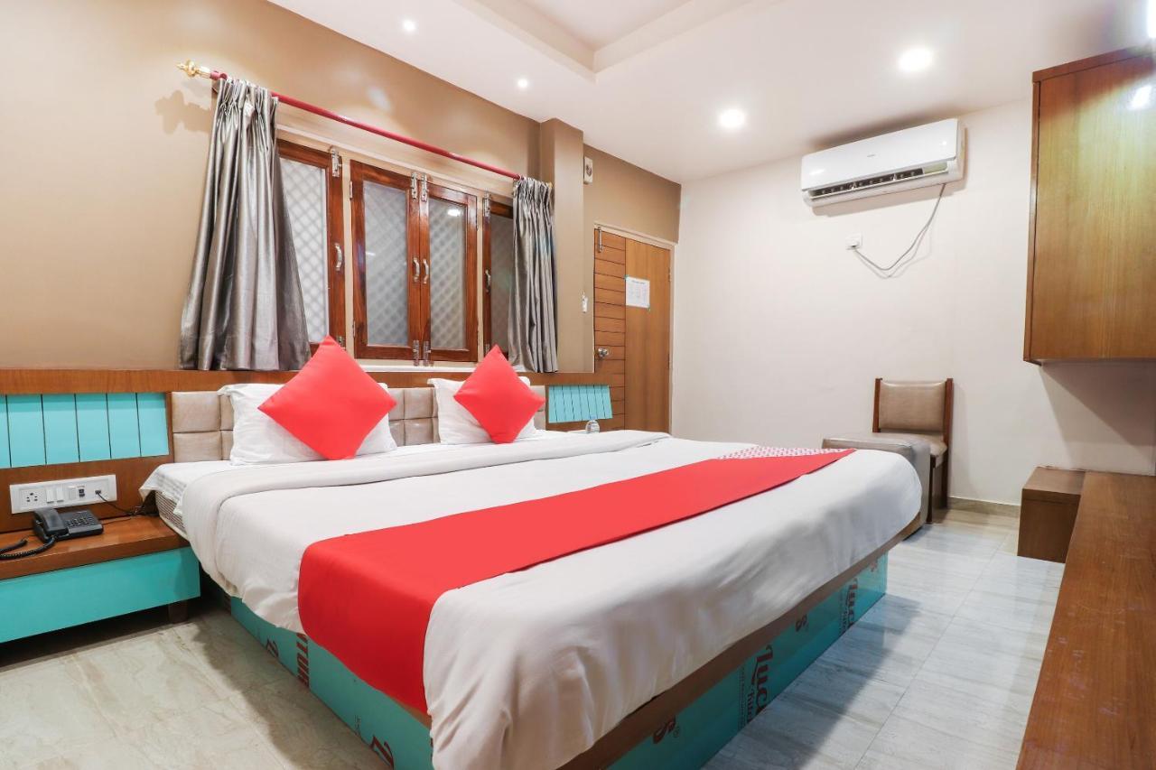 Hotel Oyo 26781 Raghupati Ayodhya