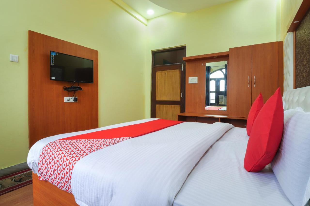 Oyo 29858 Arvind Palace 3*